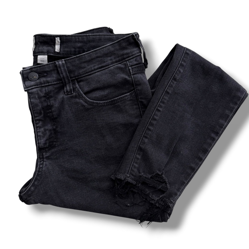 Universal Thread Women's 6/28R Black Wash Raw Hem Frayed Skinny Distressed Jeans